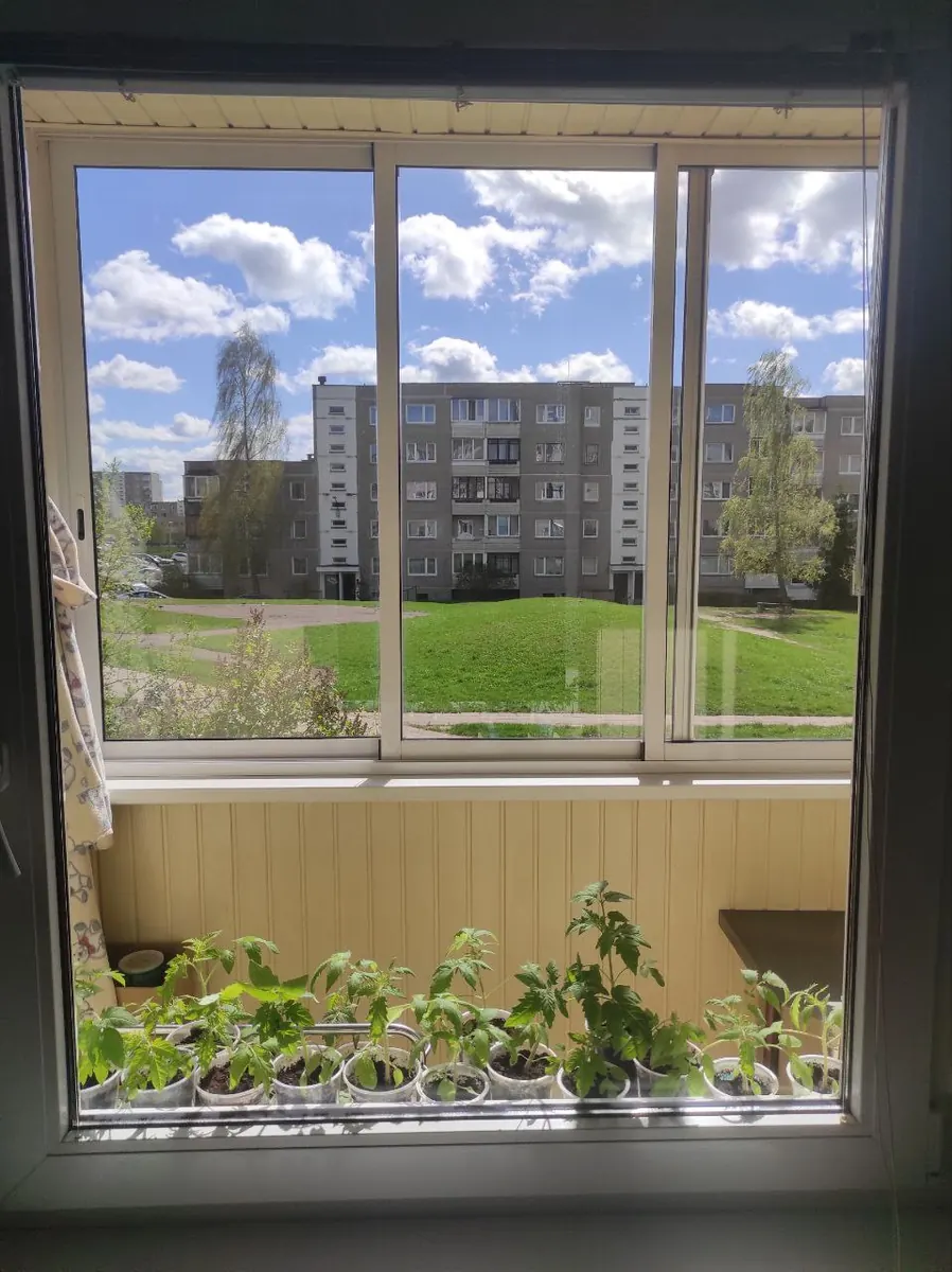 Balkono langai daugiabutyje